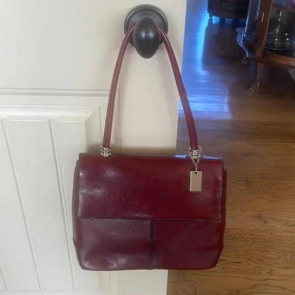 Blood Red Rina Rich Handbag Purse.  Beautiful. - Picture 15 of 15